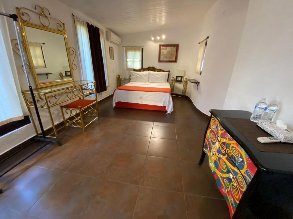 Hotel La Joyita Cuernavaca (Adults Only) Exterior foto